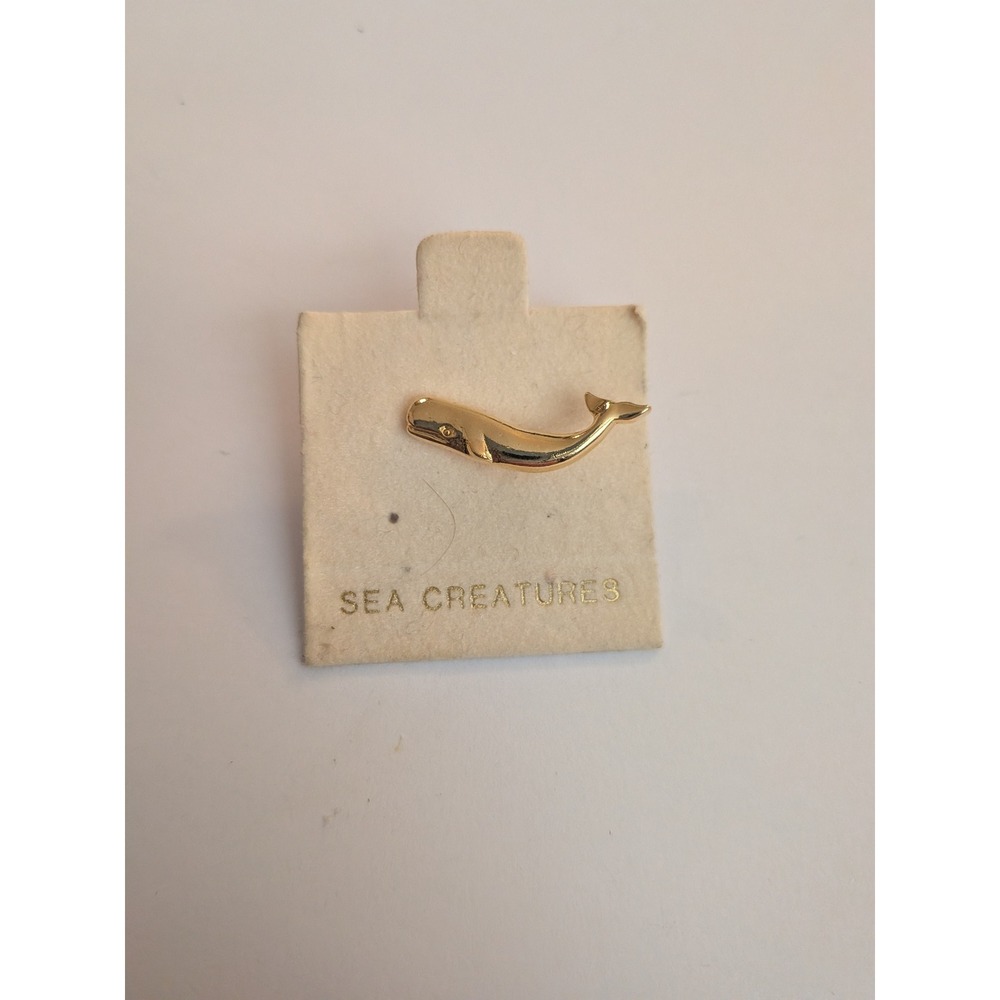 Gold Tone Whale Pin Sea Creatures Nautical Animal Lapel Brooch Accessory